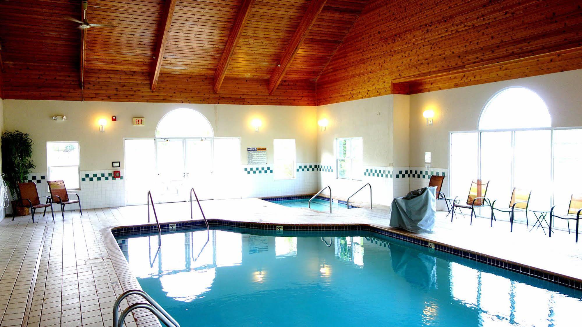 Country Inn River Falls Exterior foto